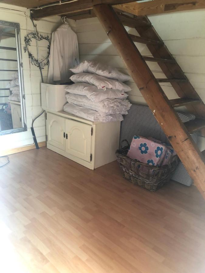 Stabbur Steinbekken, Back To Basic Primitive Overnight Eidsvoll Εξωτερικό φωτογραφία